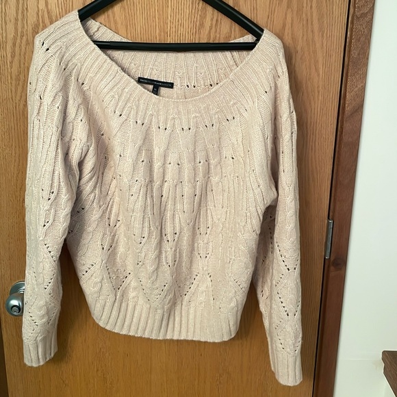 White House Black Market extra soft sweater - Picture 2 of 7